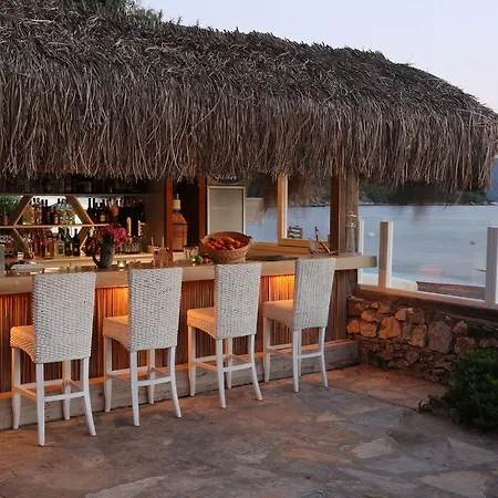 Отель Golden Key Хисароню