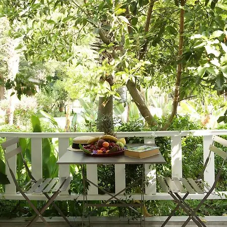 Отель Golden Key Хисароню