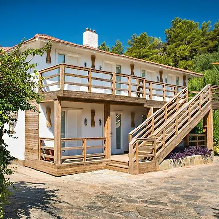 Отель Golden Key Хисароню